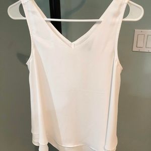 White V-Neck Sleeveless Blouse